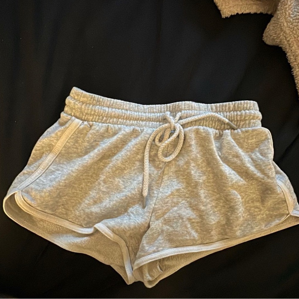 Garage grey soft shorts
